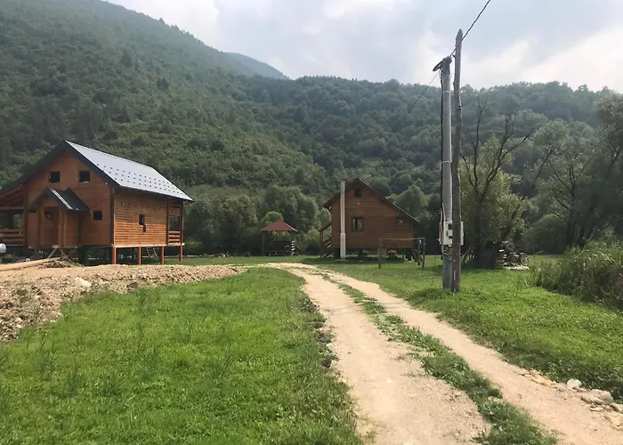 Vikendica Na Plivi